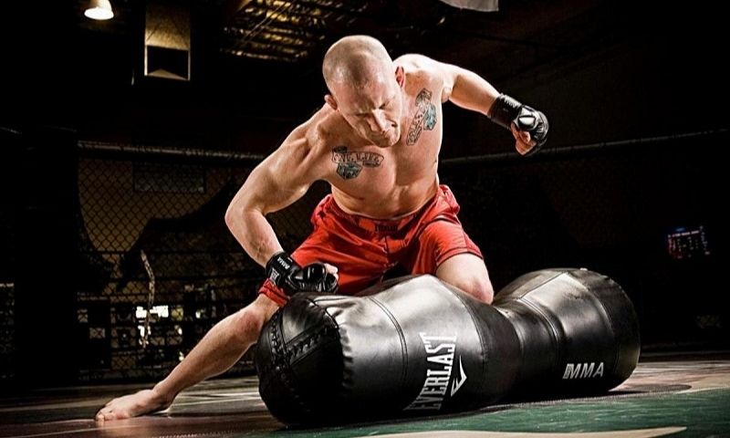 Phong cách và kỹ thuật của MMA là gì?